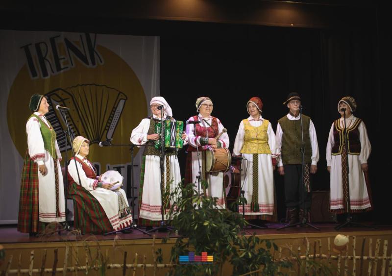 Juškonyse tradicinė šventė–konkursas „Trenk polkutę!“
