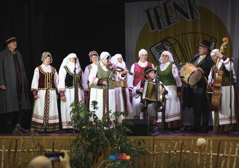 Juškonyse tradicinė šventė–konkursas „Trenk polkutę!“