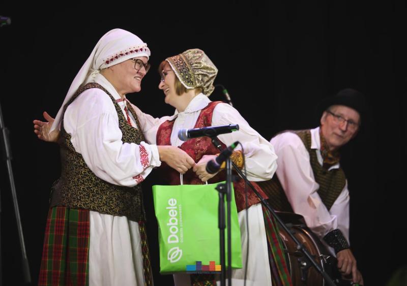 Juškonyse tradicinė šventė–konkursas „Trenk polkutę!“