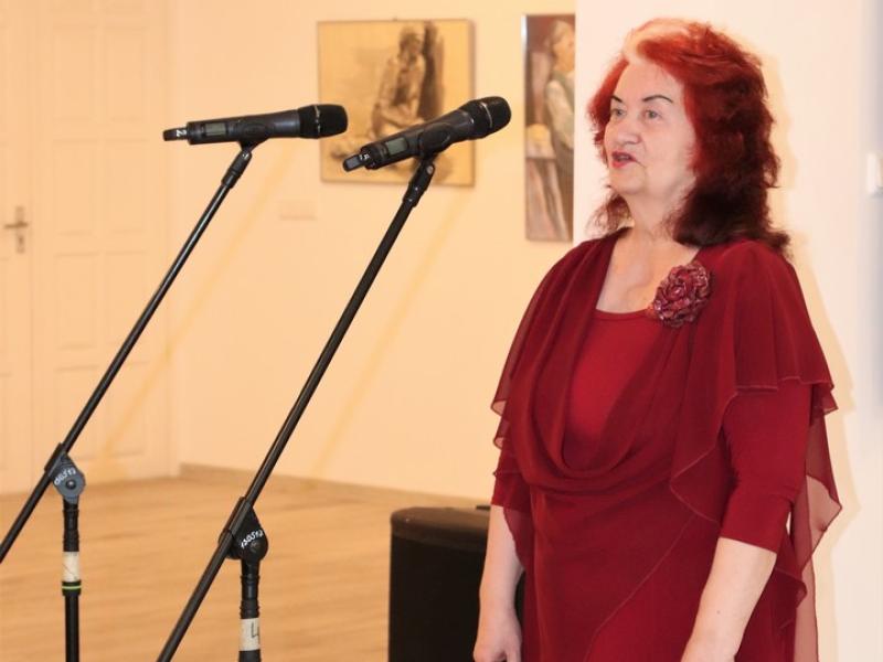  Janinos Altaravičienės darbų paroda EKSPERIMENTAI, IEŠKOJIMAI, ŽAIDIMAI SPALVOMIS