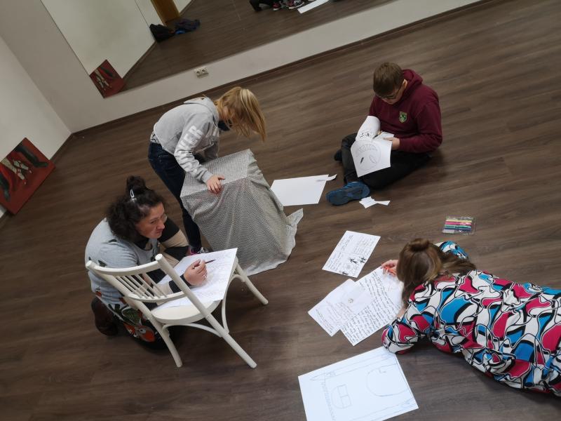 Teatro edukacinis projektas „Lygybės medis“