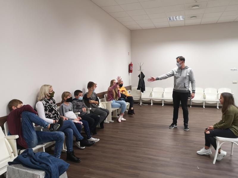 Teatro edukacinis projektas „Lygybės medis“