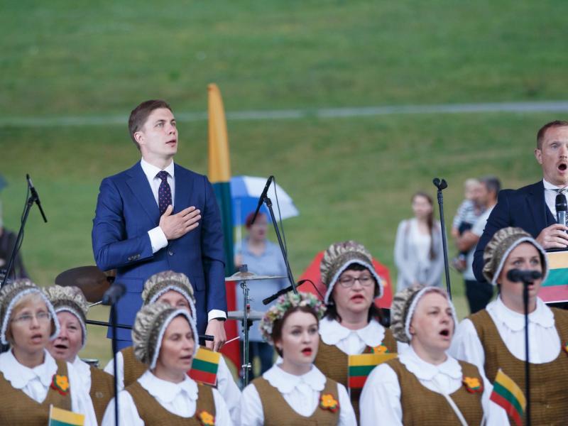 Valstybės (Karaliaus Mindaugo karūnavimo) diena