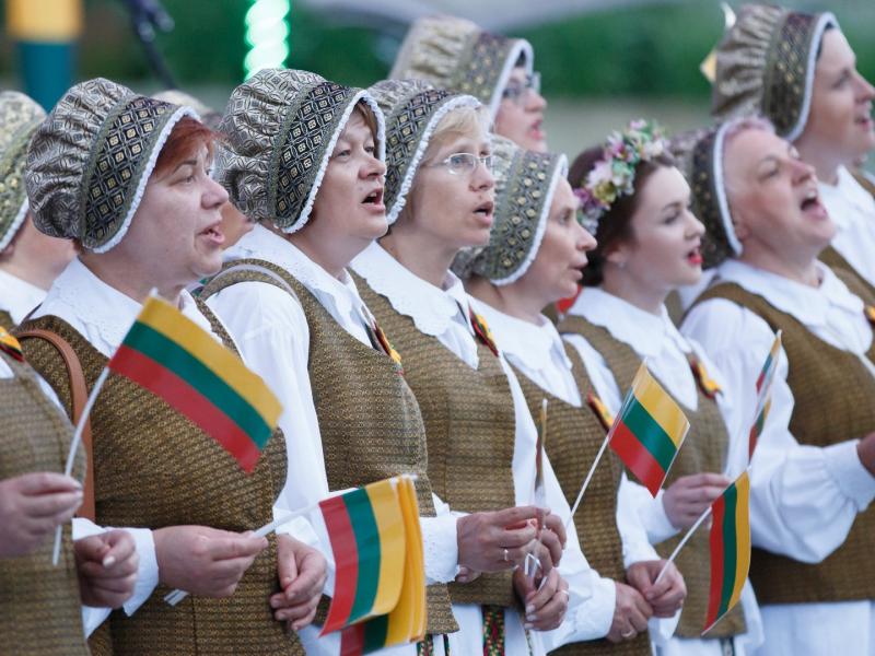 Valstybės (Karaliaus Mindaugo karūnavimo) diena