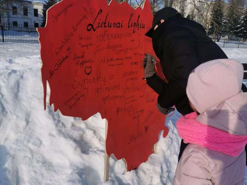 LIETUVOS VALSTYBĖS ATKŪRIMO DEINA