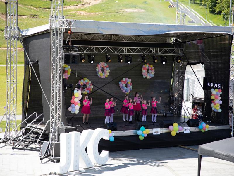 FESTIVALIS-KONKURSAS „SPALVŲ GAMA“