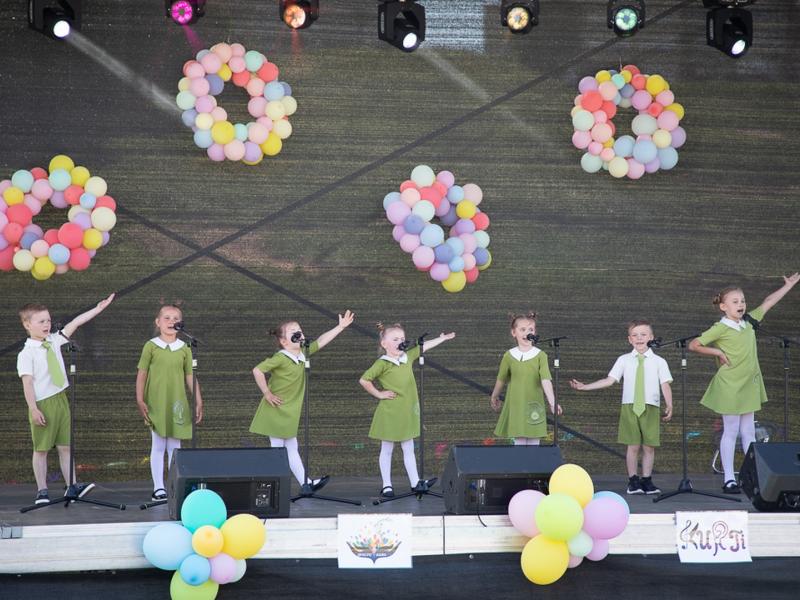 FESTIVALIS-KONKURSAS „SPALVŲ GAMA“