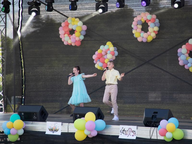 FESTIVALIS-KONKURSAS „SPALVŲ GAMA“