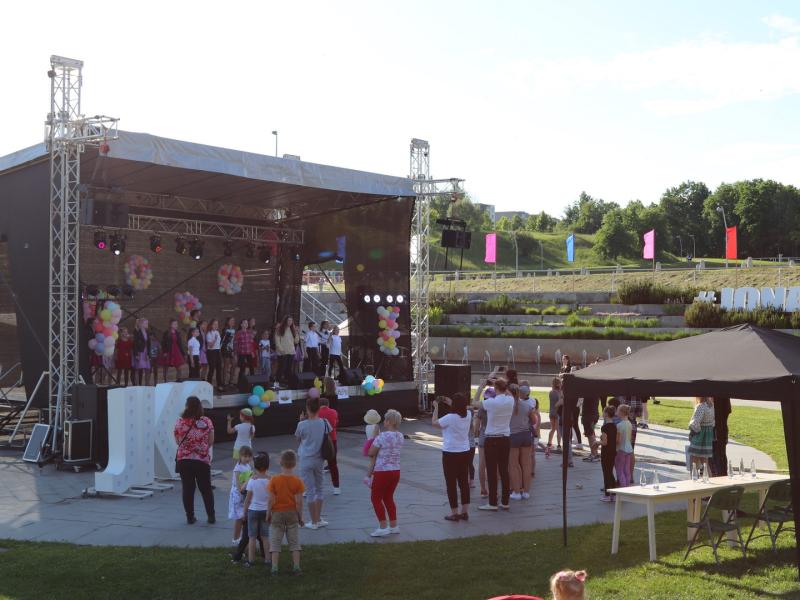 FESTIVALIS-KONKURSAS „SPALVŲ GAMA“