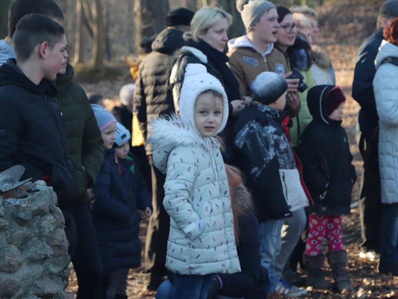 Pavasario lygiadienis ant Mažųjų Žinėnų piliakalnio 