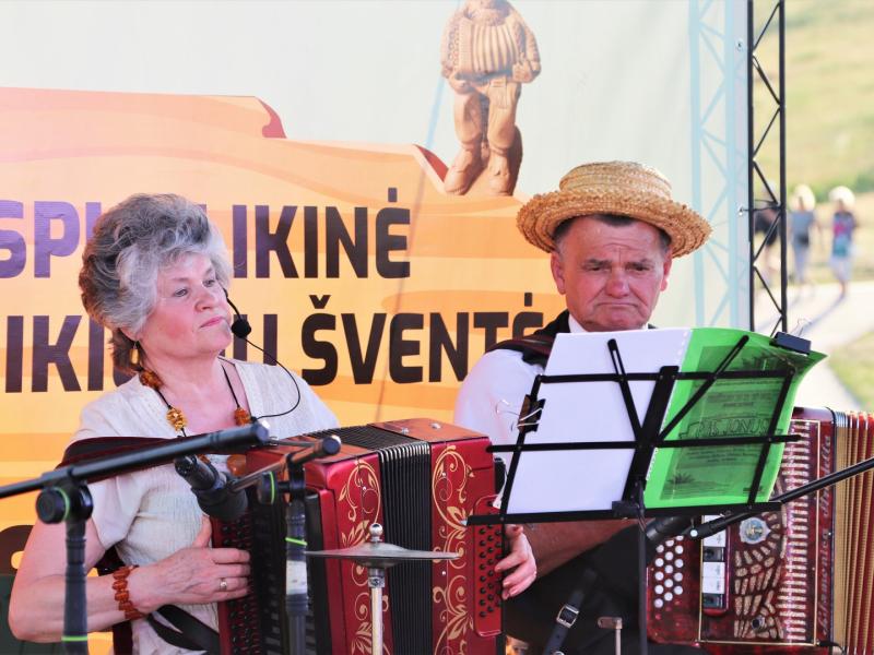 RESPUBLIKINĖ ARMONIKIERIŲ ŠVENTĖ „PAS JONUS“