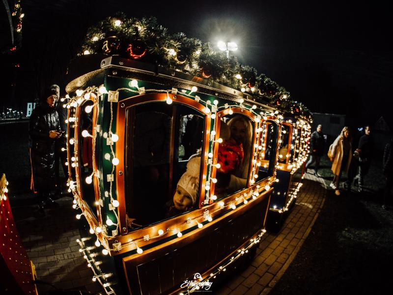 UŽDEGAM KALĖDAS 2021