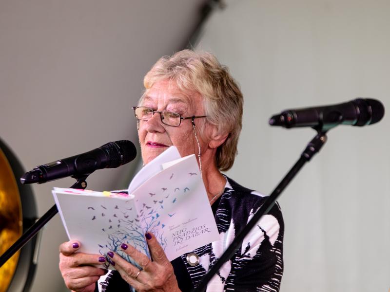 Dainuojamosios poezijos vakaras 