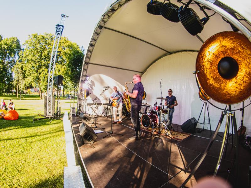Džiazo muzikos vakaras „Improvizuojanti Jonava, nuostabi esi!“