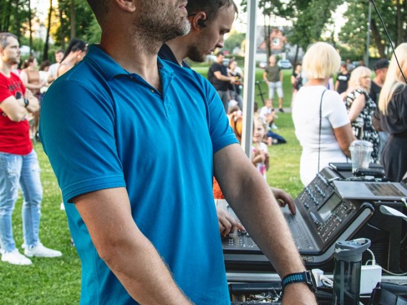 Roko muzikos koncertas  „Pašėlus Jonava, nuostabi esi!“