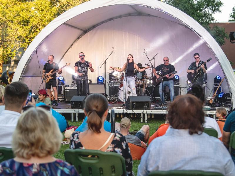 Roko muzikos koncertas  „Pašėlus Jonava, nuostabi esi!“