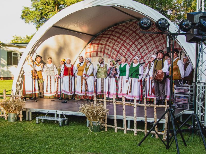 Liaudiškos muzikos vakaras „Gimtas krašte nuostabus esi“