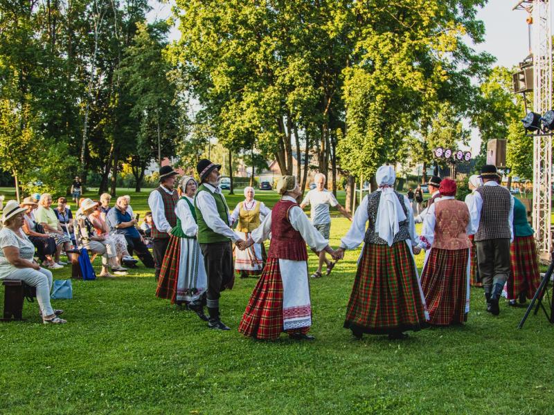 Liaudiškos muzikos vakaras „Gimtas krašte nuostabus esi“