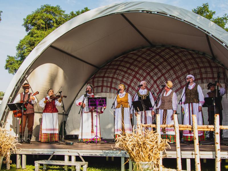 Liaudiškos muzikos vakaras „Gimtas krašte nuostabus esi“