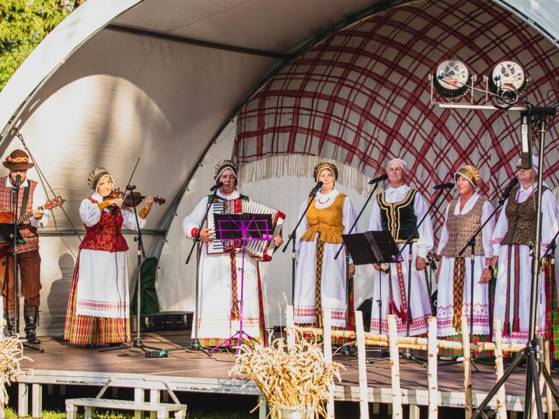 Liaudiškos muzikos vakaras „Gimtas krašte nuostabus esi“
