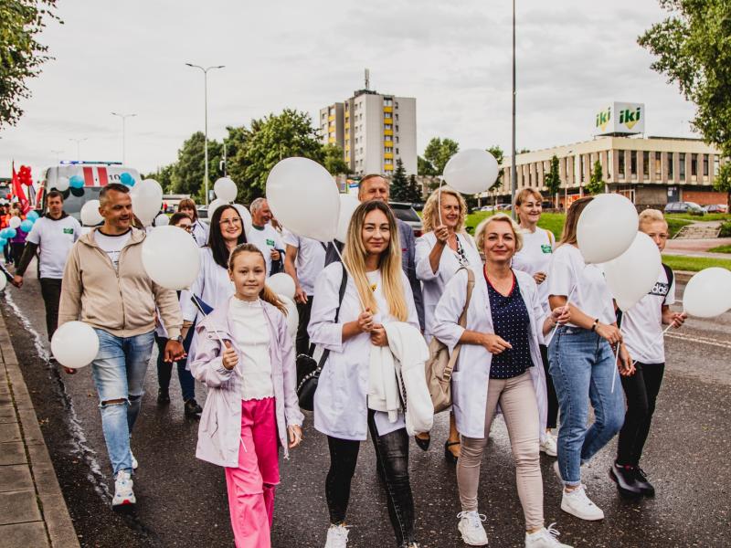 Šventinė miesto gimtadienio eisena