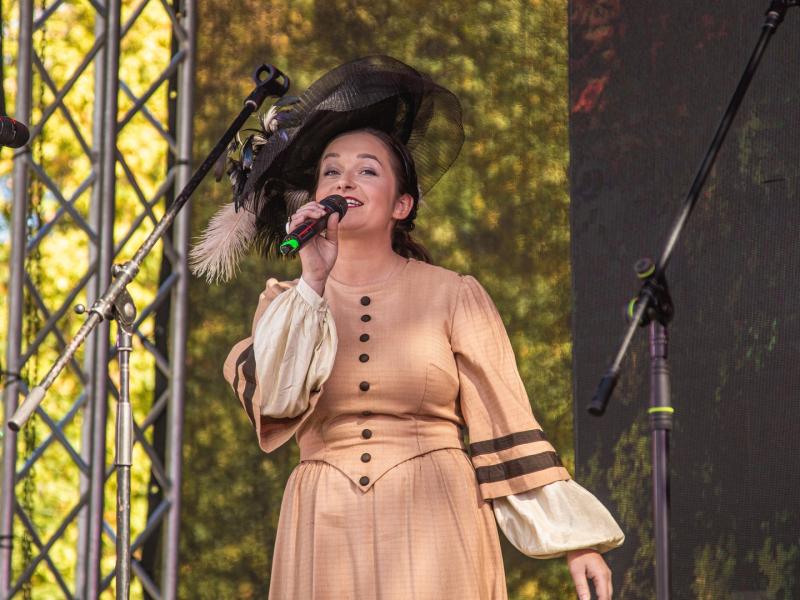 Rudens šventė „SENAME JONŲ DVARE"